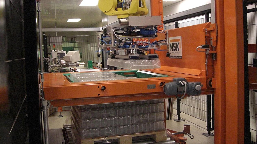 Der Palettierroboter MSK Robotech bietet Effizienz auf kleinstem Raum